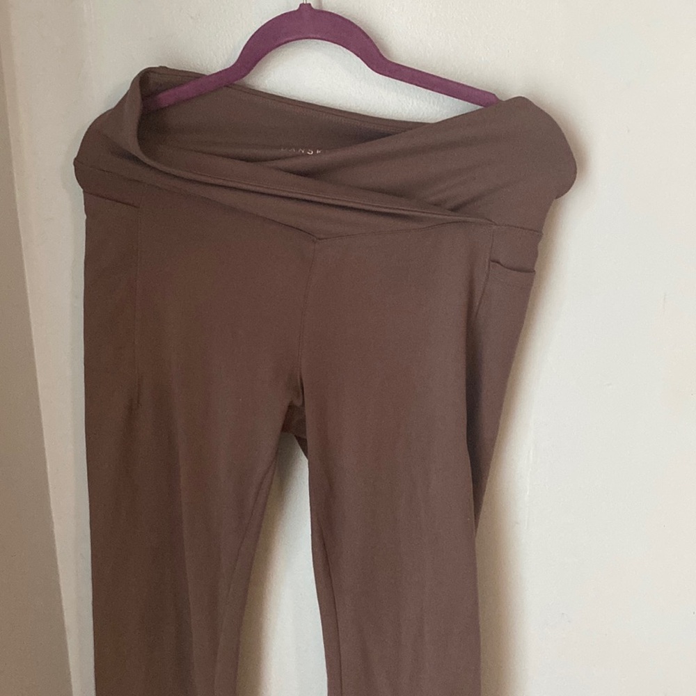 Dan skin flare and fit leggings